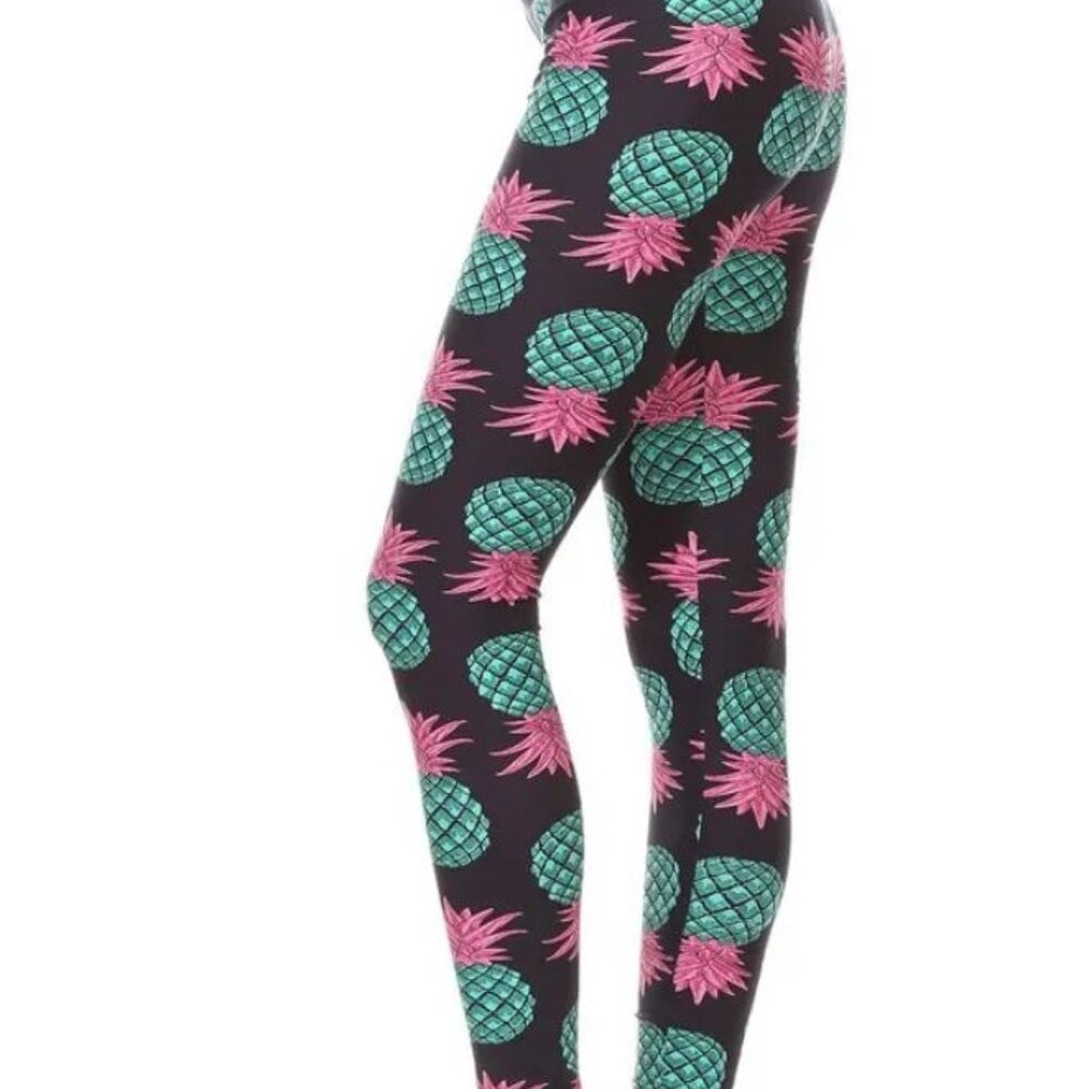 Buttery Soft Blue and Purple Pineapple Print One Size Leggings